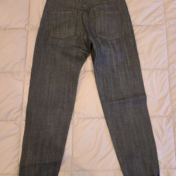 Naked and Famous Easy Guy, 29 - Picture 2 of 2